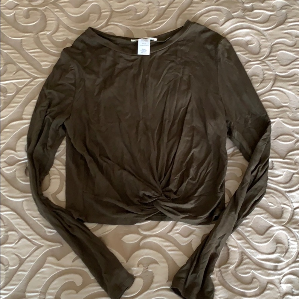 Long sleeve crop top